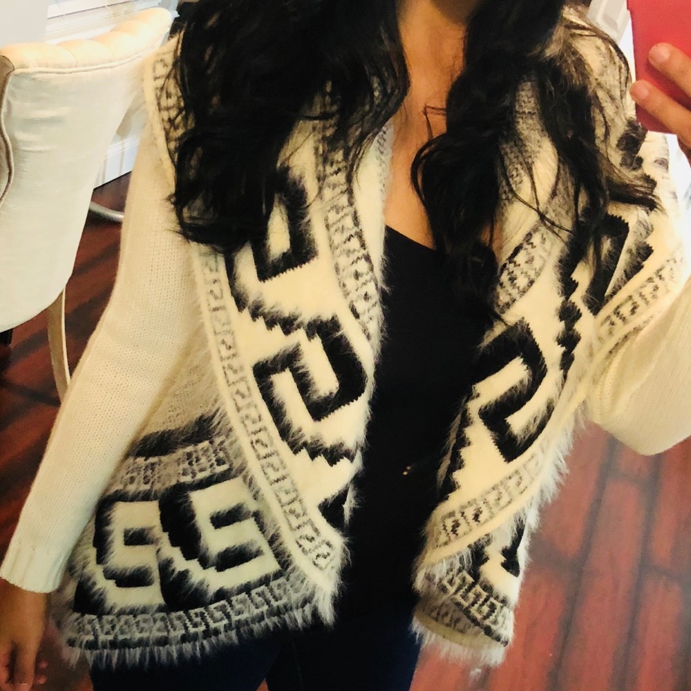 Aztec Print Cardigan Black/White